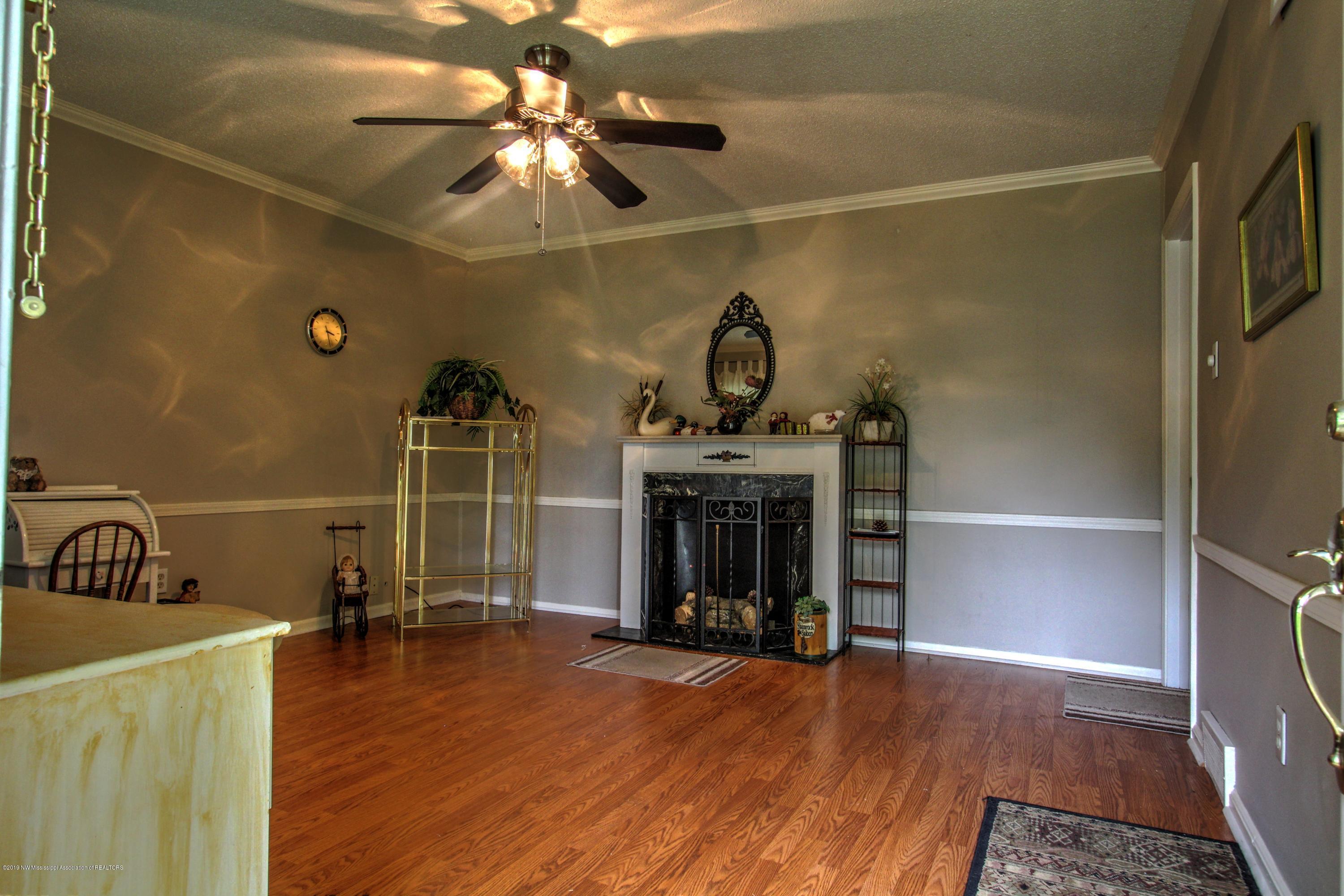 7582 Rockingham Drive Southaven, MS 38671 - Photo 2 of 13 IMG_5345_6_7