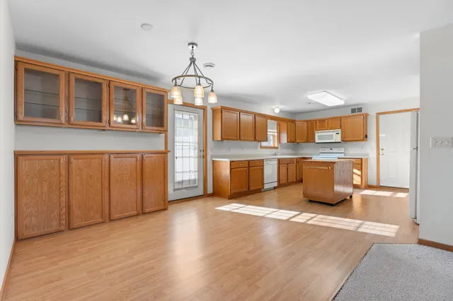 $249,900 | 241 6th Street Southwest, Pine Island, MN 55963