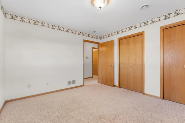 $249,900 | 241 6th Street Southwest, Pine Island, MN 55963