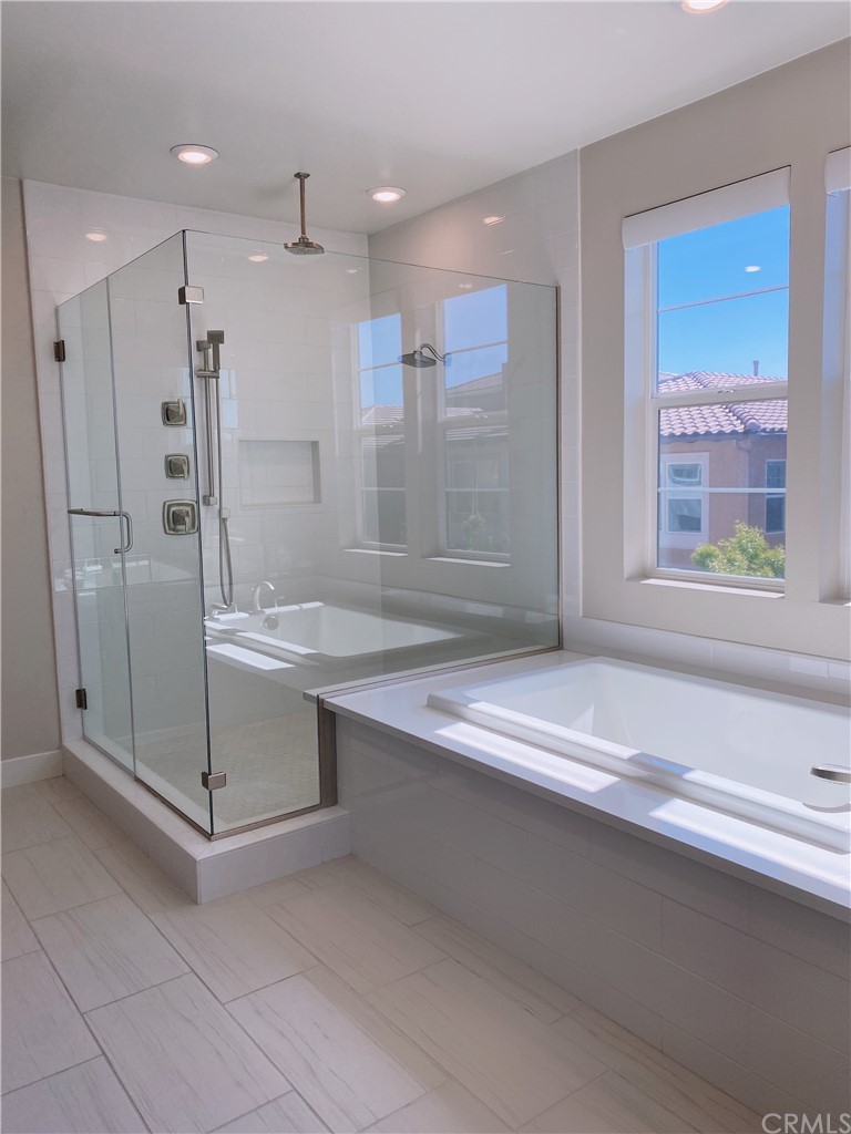 99 Swift Irvine, CA 92618 - Photo 14 of 24