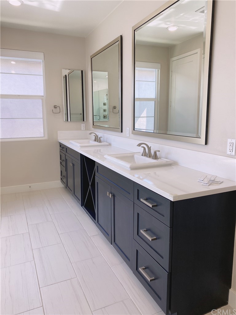 99 Swift Irvine, CA 92618 - Photo 15 of 24