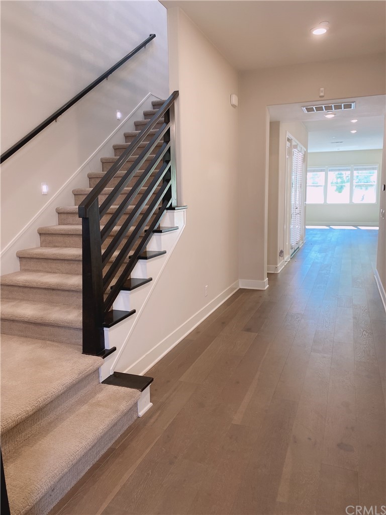 99 Swift Irvine, CA 92618 - Photo 8 of 24