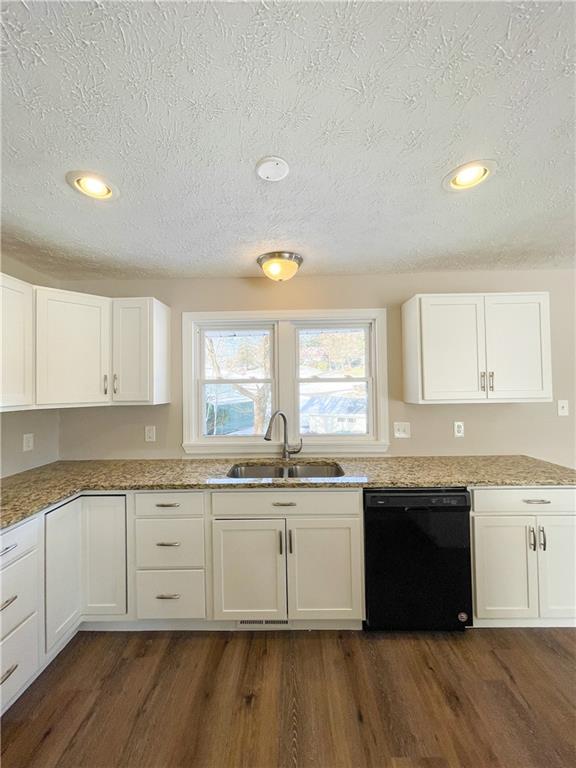 1080 Starr Road Crescent, PA 15046 - Photo 3 of 42 Gallery Image 3