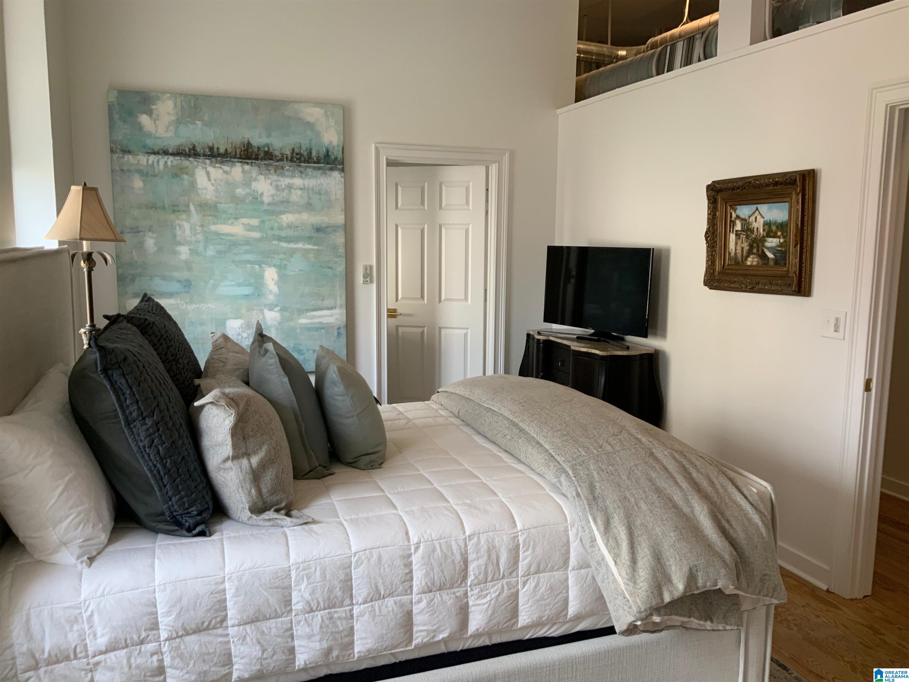 300 20th Street North, Unit 302 Birmingham, AL 35203 - Photo 19 of 26