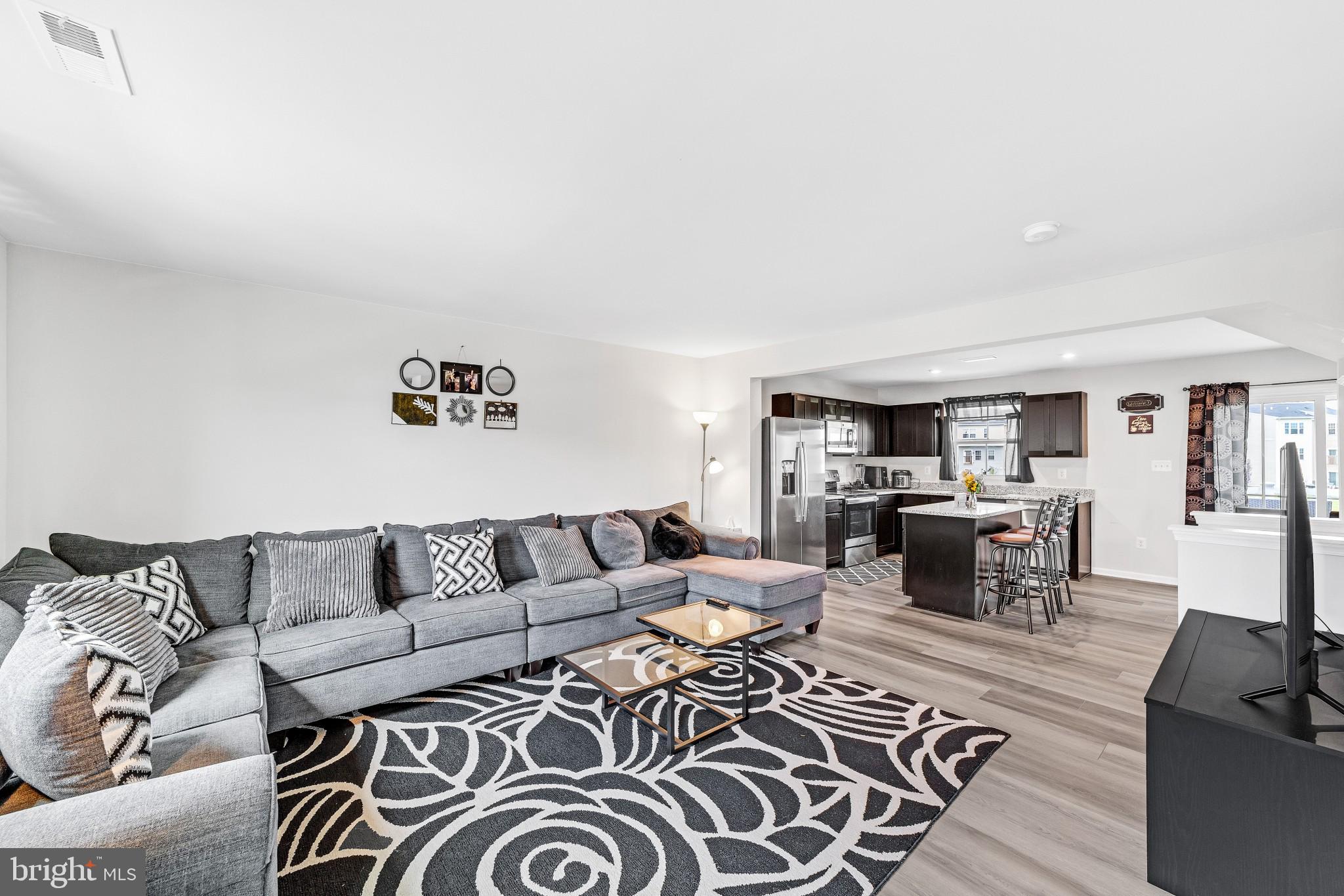 1025 Wickersham Way Middletown, DE 19709 - Photo 6 of 29 Living Room