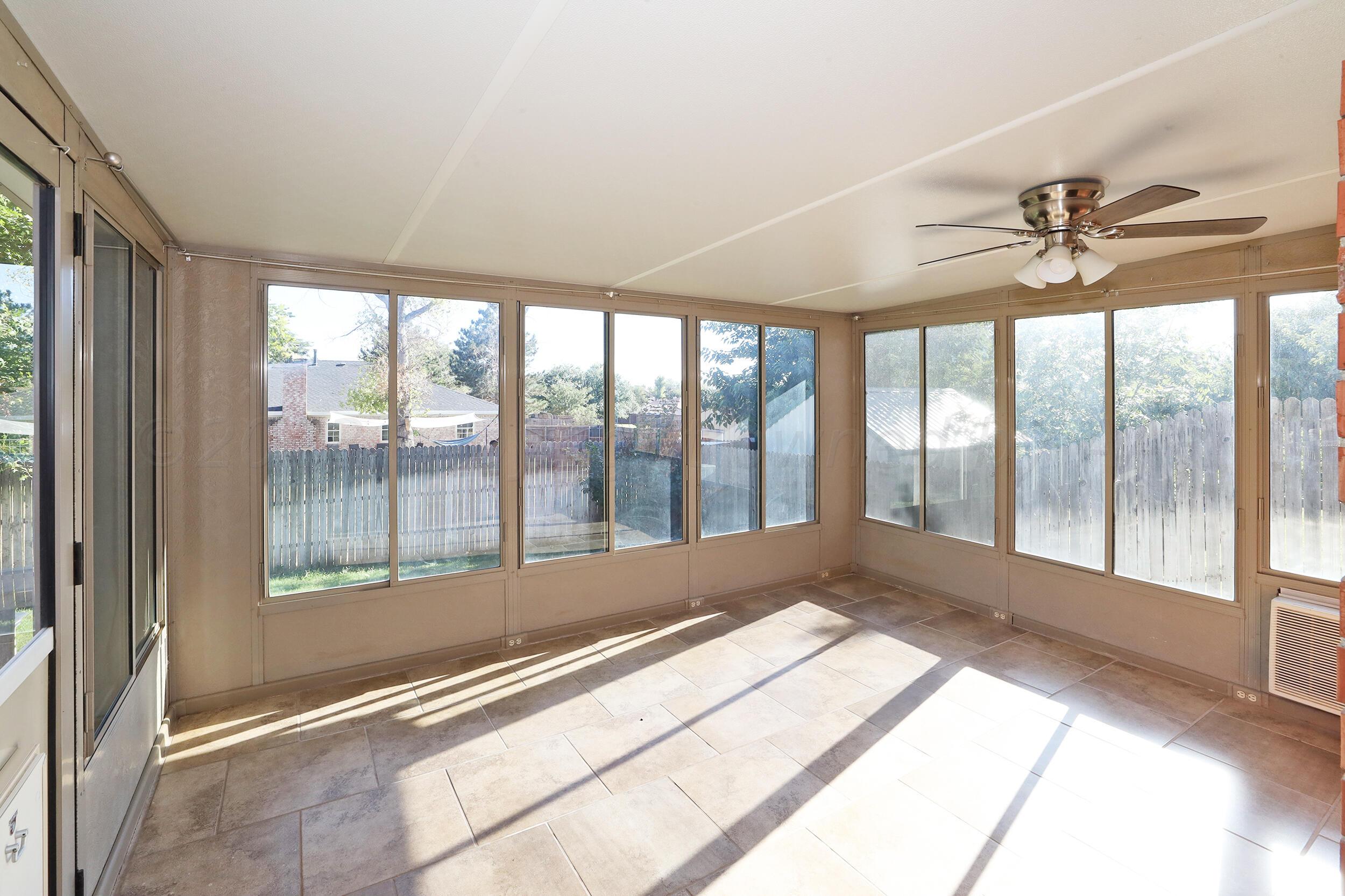 2905 Salem Drive Amarillo, TX 79110 - Photo 14 of 29 a view of an empty room and window