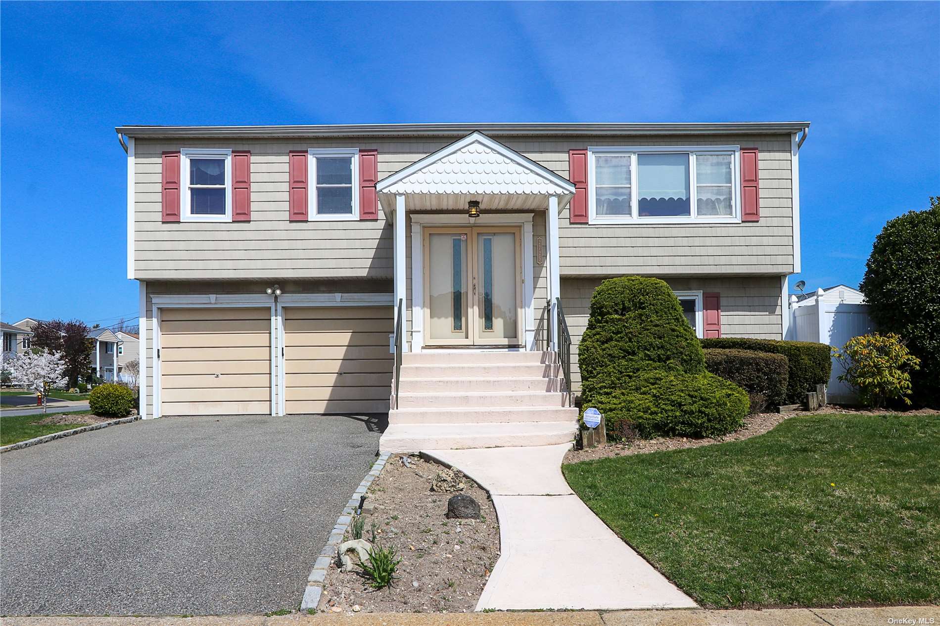 2725 Ellen Road Bellmore, NY 11710 - Photo 1 of 1 Gallery Image 1
