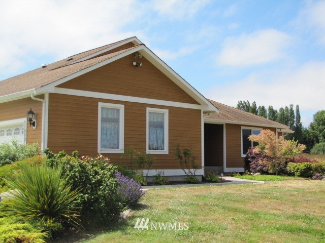 952 Heuhslein Road Port Angeles, WA 98362 - Photo 2 of 25 Gallery Image 2