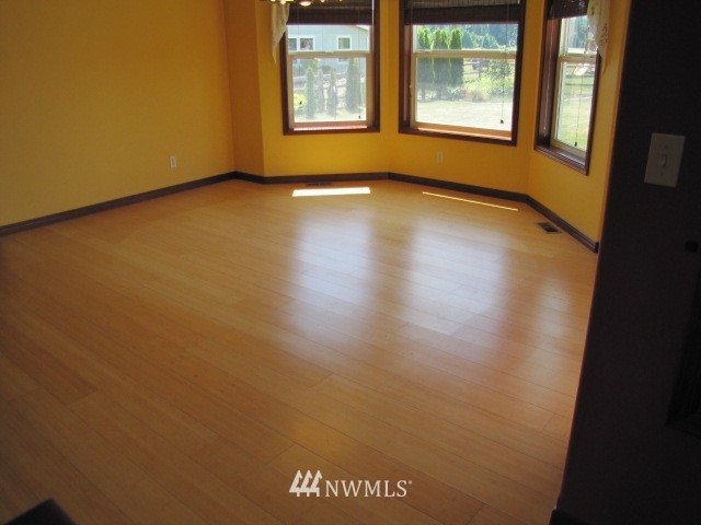952 Heuhslein Road Port Angeles, WA 98362 - Photo 12 of 25 Gallery Image 12