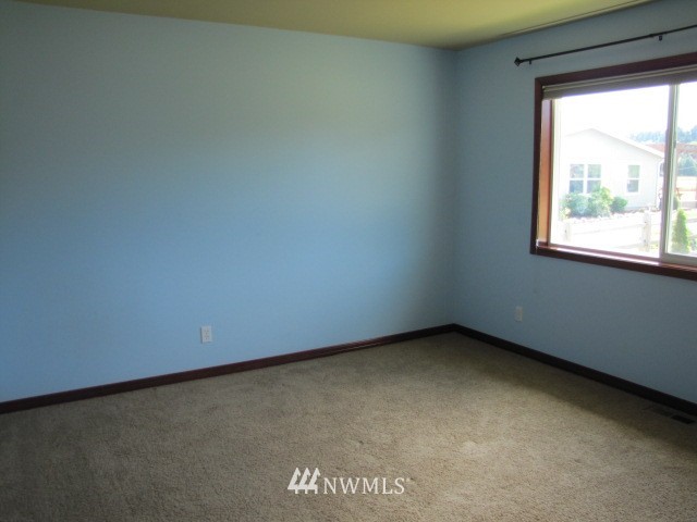 952 Heuhslein Road Port Angeles, WA 98362 - Photo 15 of 25 Gallery Image 15
