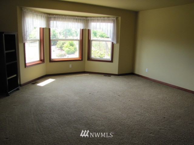 952 Heuhslein Road Port Angeles, WA 98362 - Photo 18 of 25 Gallery Image 18