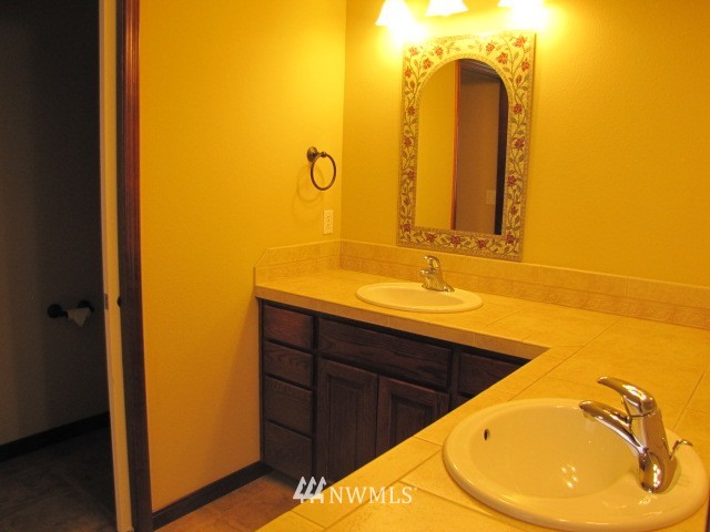 952 Heuhslein Road Port Angeles, WA 98362 - Photo 19 of 25 Gallery Image 19