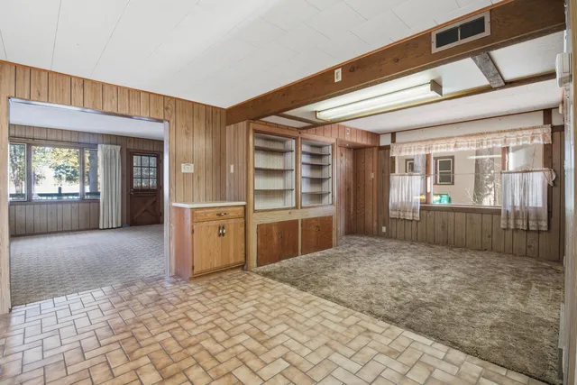 $674,900 | 1324 West Green Lake Drive, Farmington, WI 53090