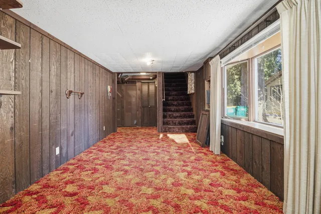 $674,900 | 1324 West Green Lake Drive, Farmington, WI 53090