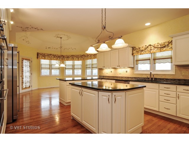 21997 Vernon Ridge Drive Mundelein, IL 60060 - Photo 6 of 22