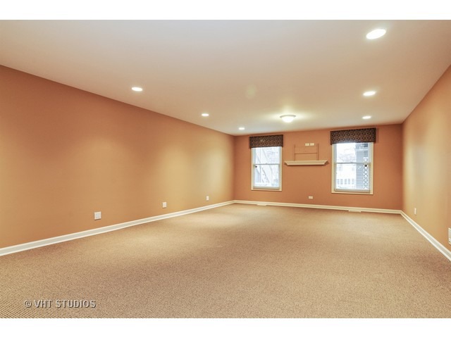 21997 Vernon Ridge Drive Mundelein, IL 60060 - Photo 9 of 22
