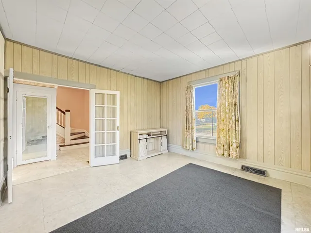 $89,900 | 402 East 2nd Street, El Paso, IL 61738