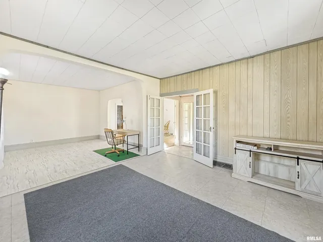 $89,900 | 402 East 2nd Street, El Paso, IL 61738