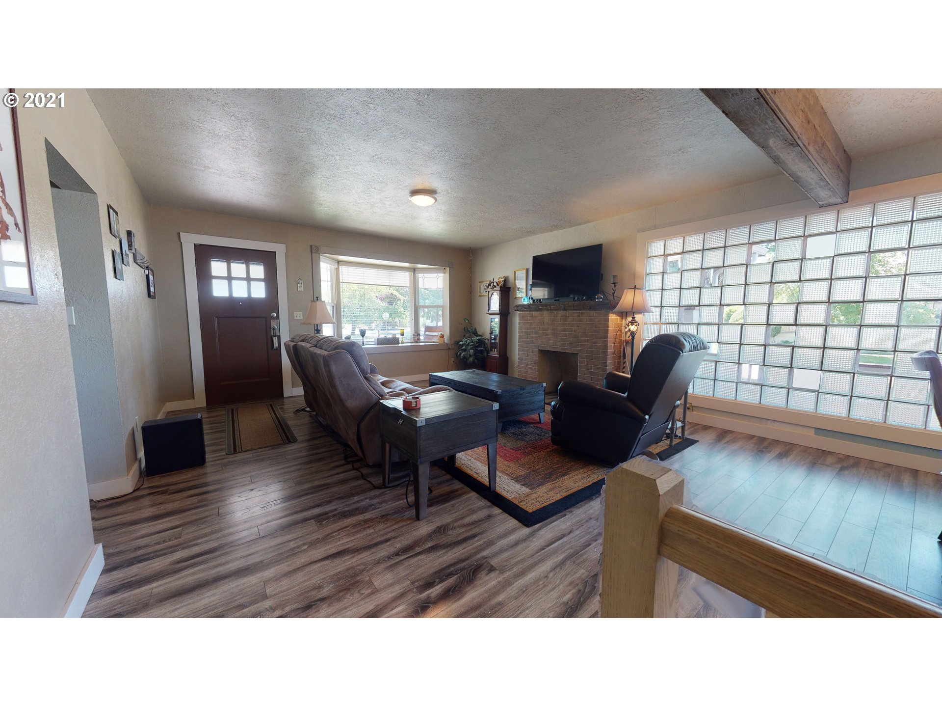 484 Southwest Washington Street Dallas, OR 97338 - Photo 4 of 26 Gallery Image 4