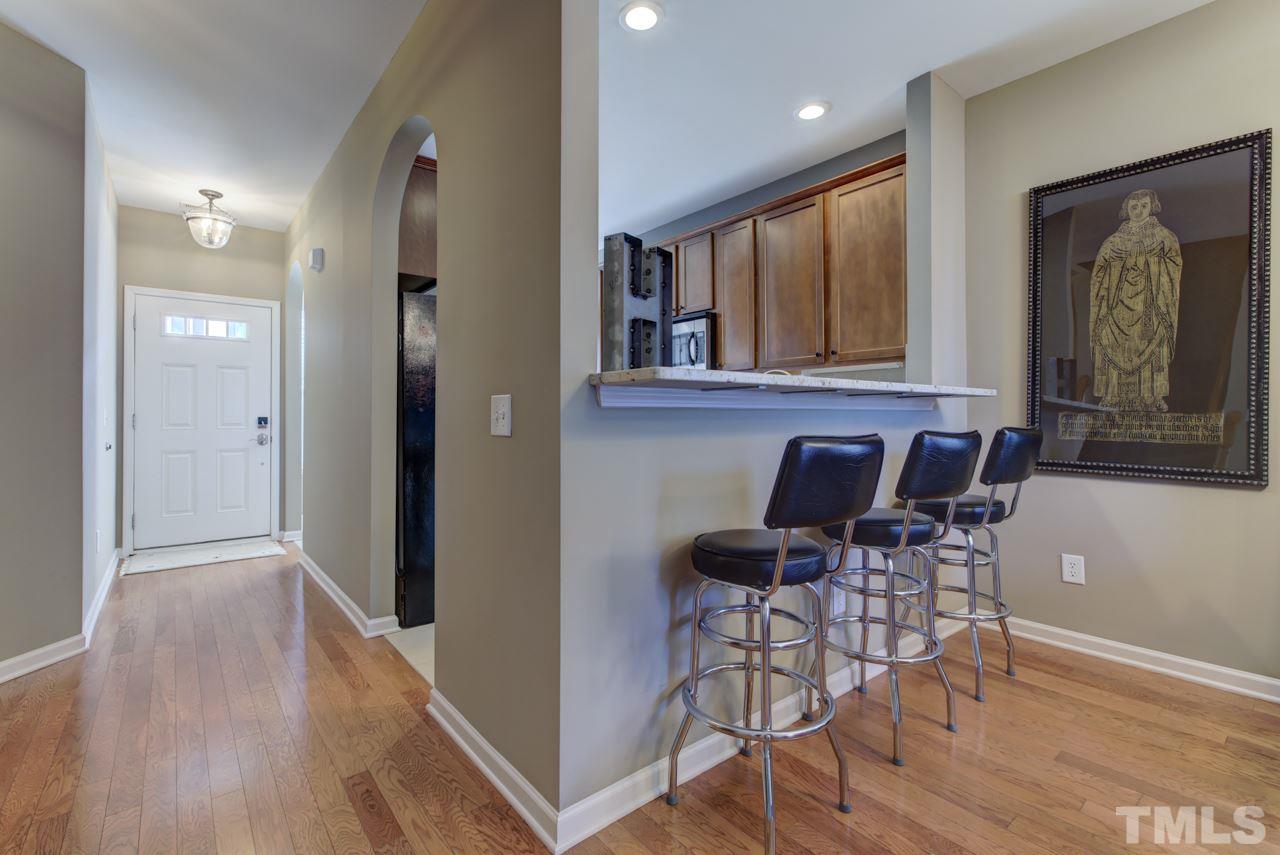 2519 Asher View Court Raleigh, NC 27606 - Photo 7 of 25 Gallery Image 7
