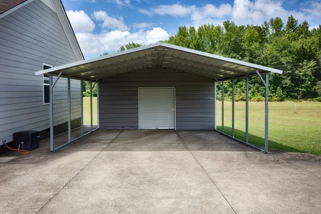 $299,900 | 30619 Highway 110, Ardmore, TN 38449