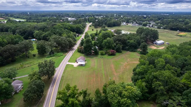 $299,900 | 30619 Highway 110, Ardmore, TN 38449