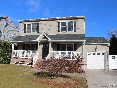 1525 Oxford Road Wantagh, NY 11793 - Photo 1 of 1 Gallery Image 1