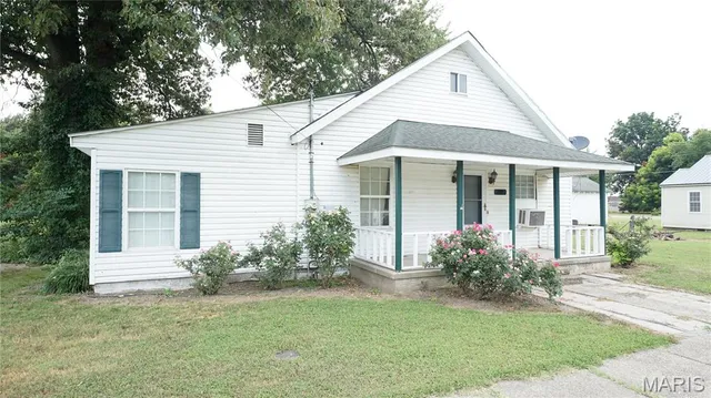 $104,900 | 205 Cherry Street, Risco, MO 63874