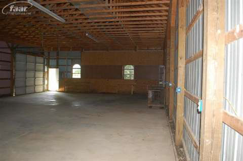 6101 South Irish Road Grand Blanc, MI 48439 - Photo 8 of 32 20403530-7.JPG