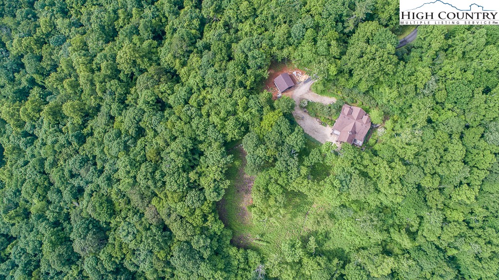 272 Olde Stone Ridge Lansing, NC 28643 - Photo 7 of 39 Gallery Image 7