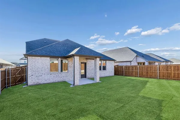 $367,990 | 1145 Del Rio Drive, Lavon, TX 75166