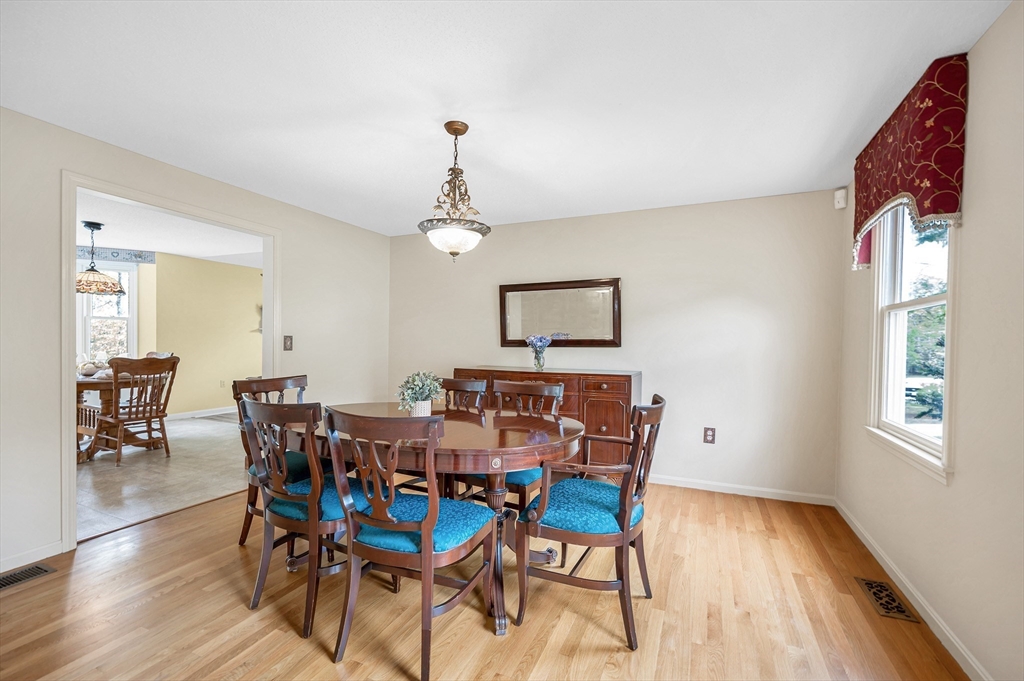 5 Ridge Road Tyngsboro, MA 01879 - Photo 6 of 40 Gallery Image 6