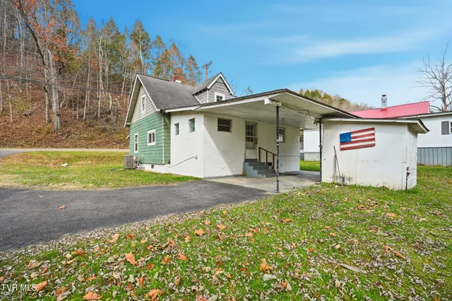 $109,999 | 154 Dante Road, St. Paul, VA 24283