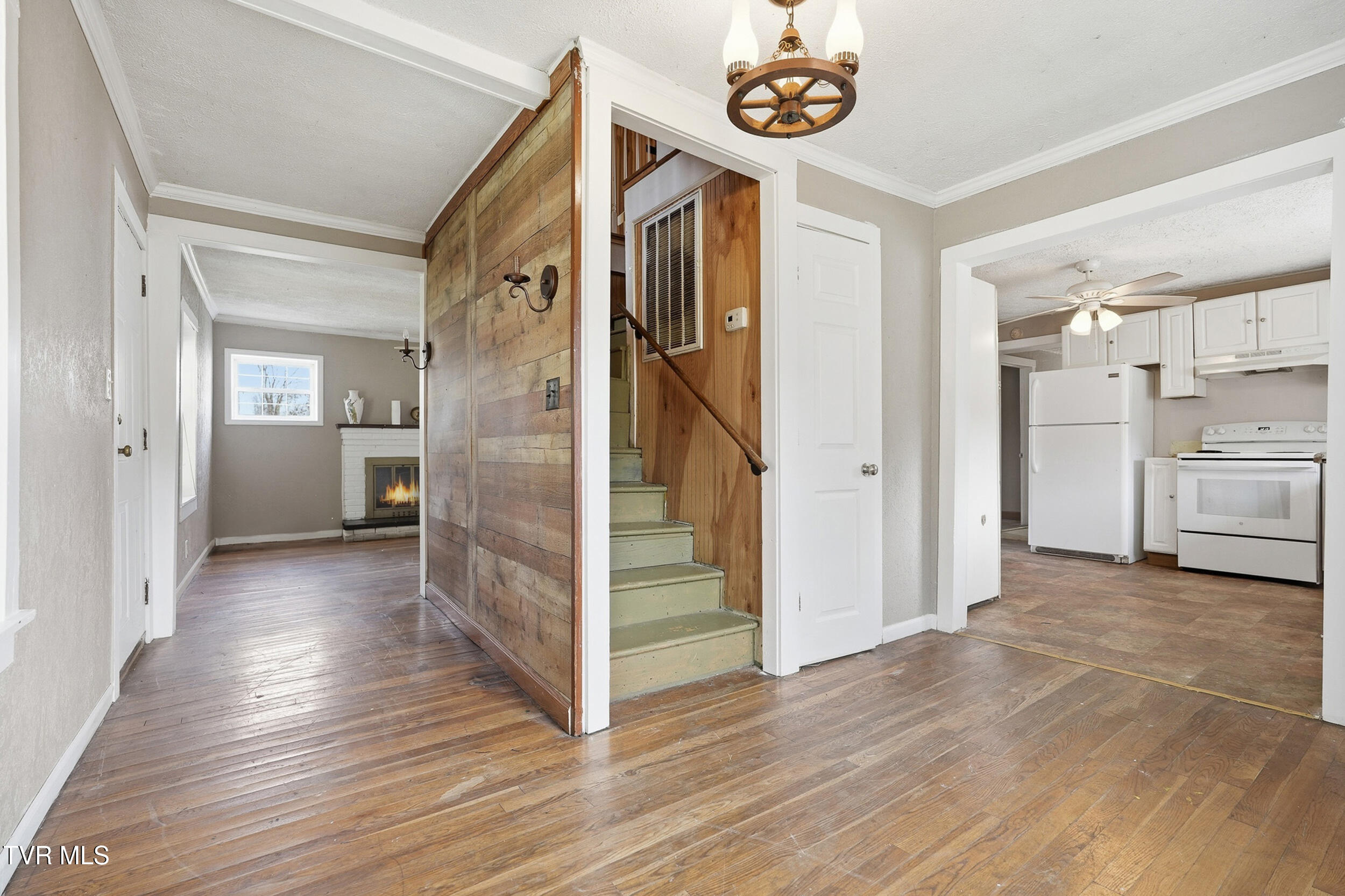 154 Dante Road St. Paul, VA 24283 - Photo 6 of 19 3_dsc04584