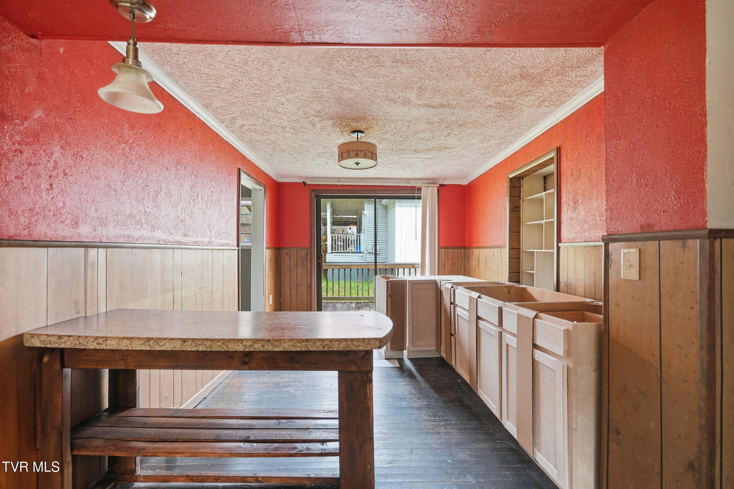 154 Dante Road St. Paul, VA 24283 - Photo 10 of 19 7_dsc04596