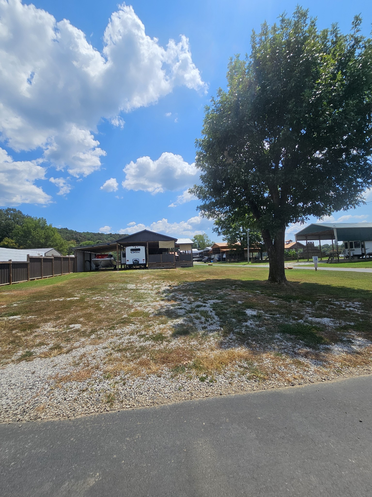 625 River Road Clifton, TN 38425 - Photo 43 of 71