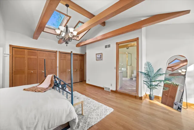 $699,900 | W338S4370 Drumlin Drive, Dousman, WI 53118