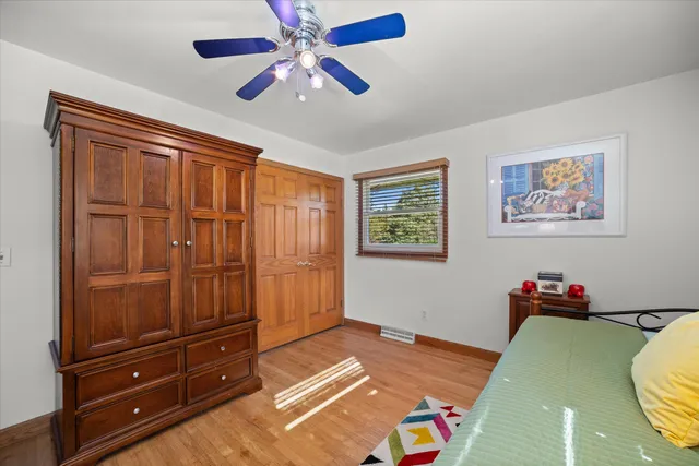 $699,900 | W338S4370 Drumlin Drive, Dousman, WI 53118