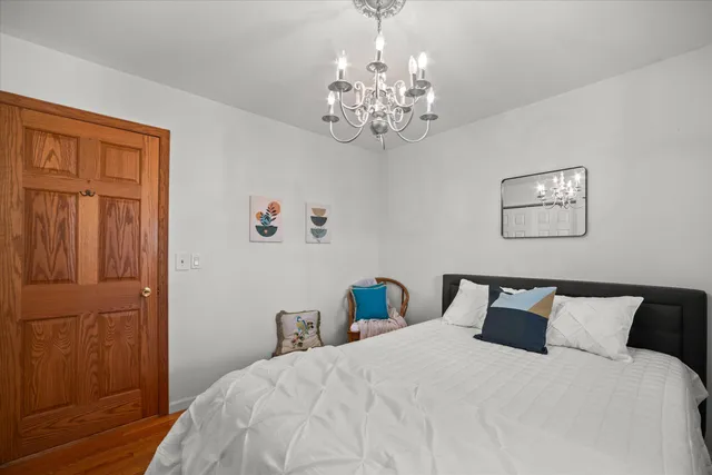 $699,900 | W338S4370 Drumlin Drive, Dousman, WI 53118