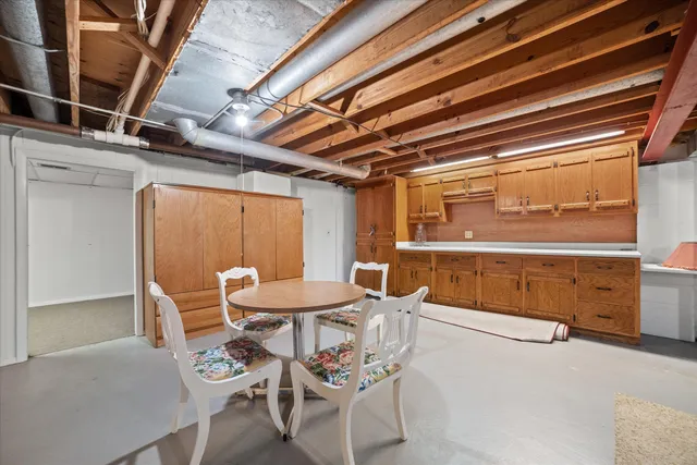 $699,900 | W338S4370 Drumlin Drive, Dousman, WI 53118