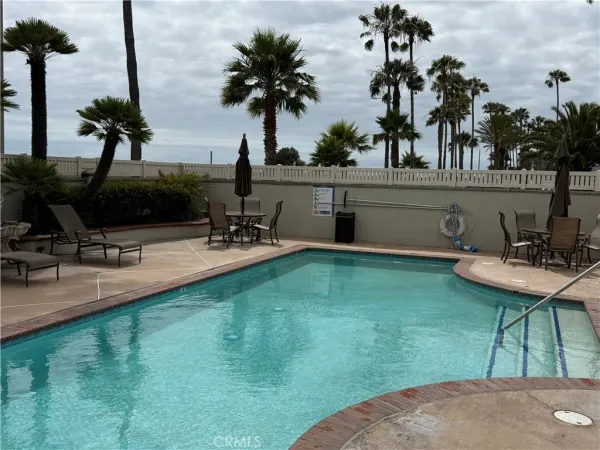 $1,273,888 | 4165 Warner Avenue, Huntington Beach, CA 92649