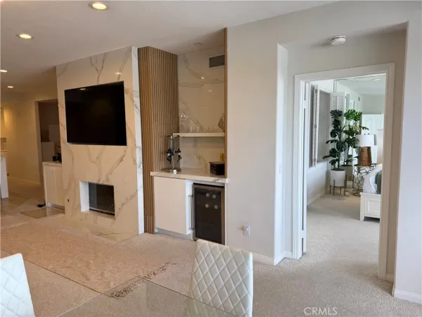 $1,273,888 | 4165 Warner Avenue, Huntington Beach, CA 92649