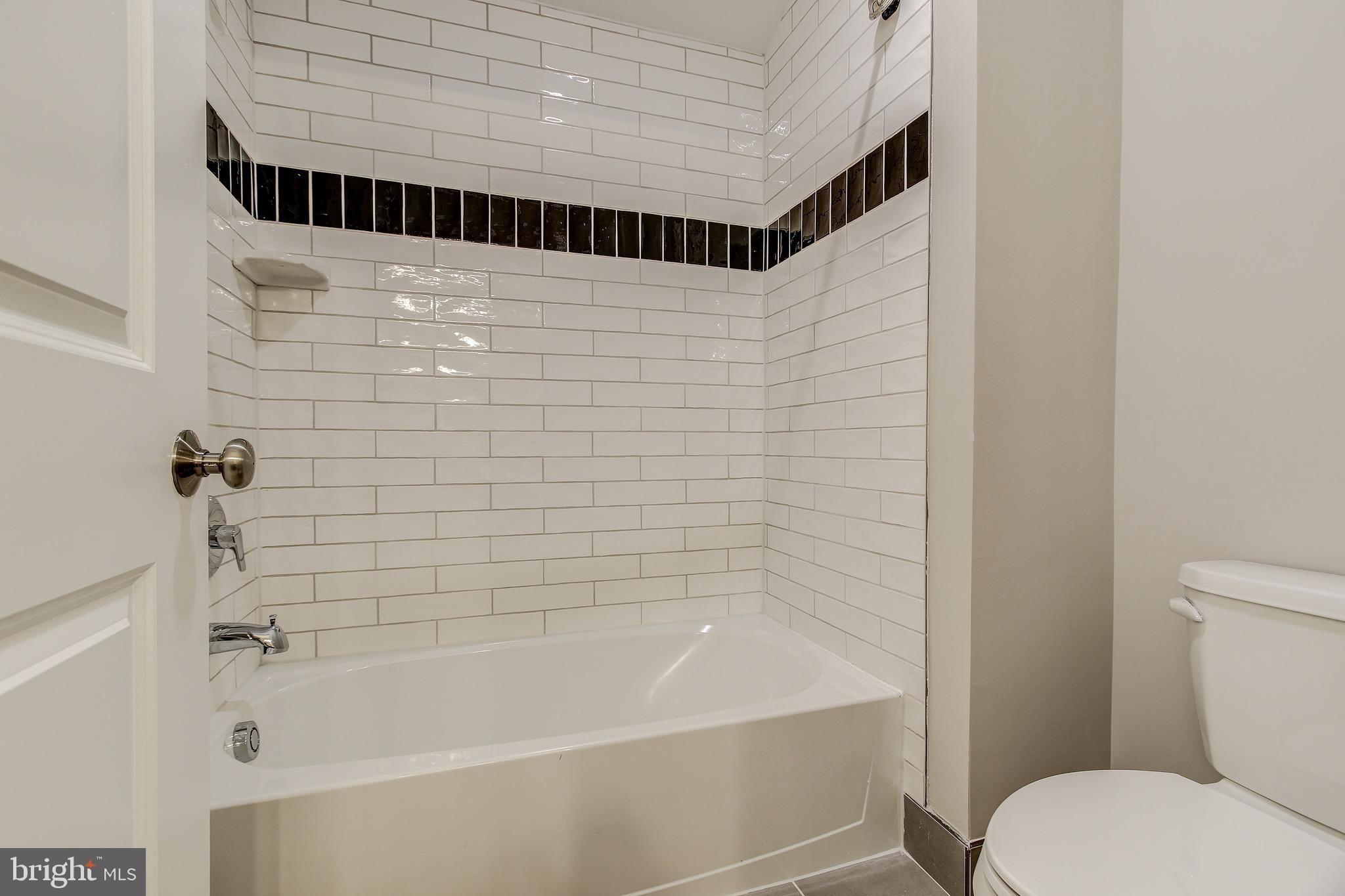 6110 Valley Road Bethesda, MD 20817 - Photo 22 of 33 Bath 3