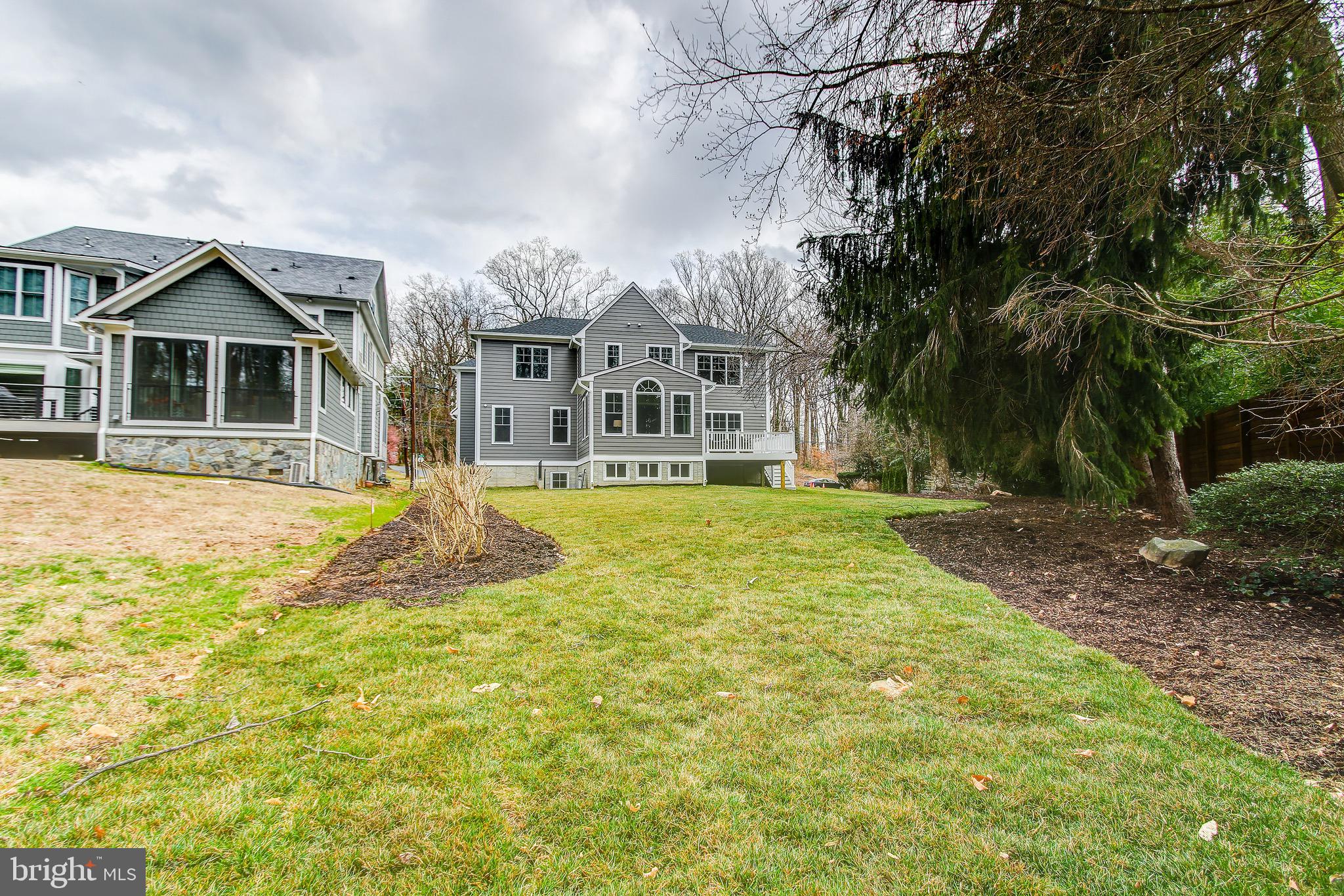 6110 Valley Road Bethesda, MD 20817 - Photo 33 of 33 Rear Yard