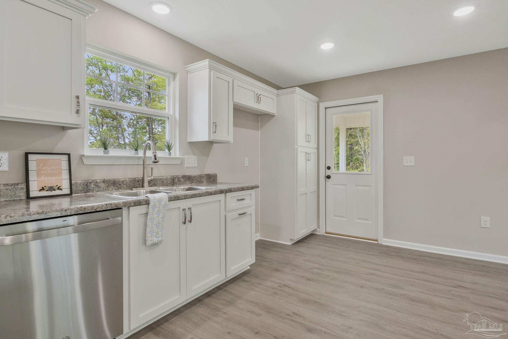 5597 Riviera Drive Milton, FL 32583 - Photo 2 of 47