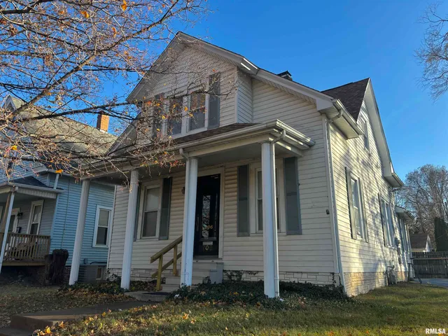 $129,000 | 706 West South Grand Avenue, Springfield, IL 62704
