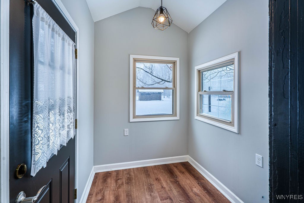 5848 Shawnee Road Cambria, NY 14132 - Photo 19 of 24 Mudroom