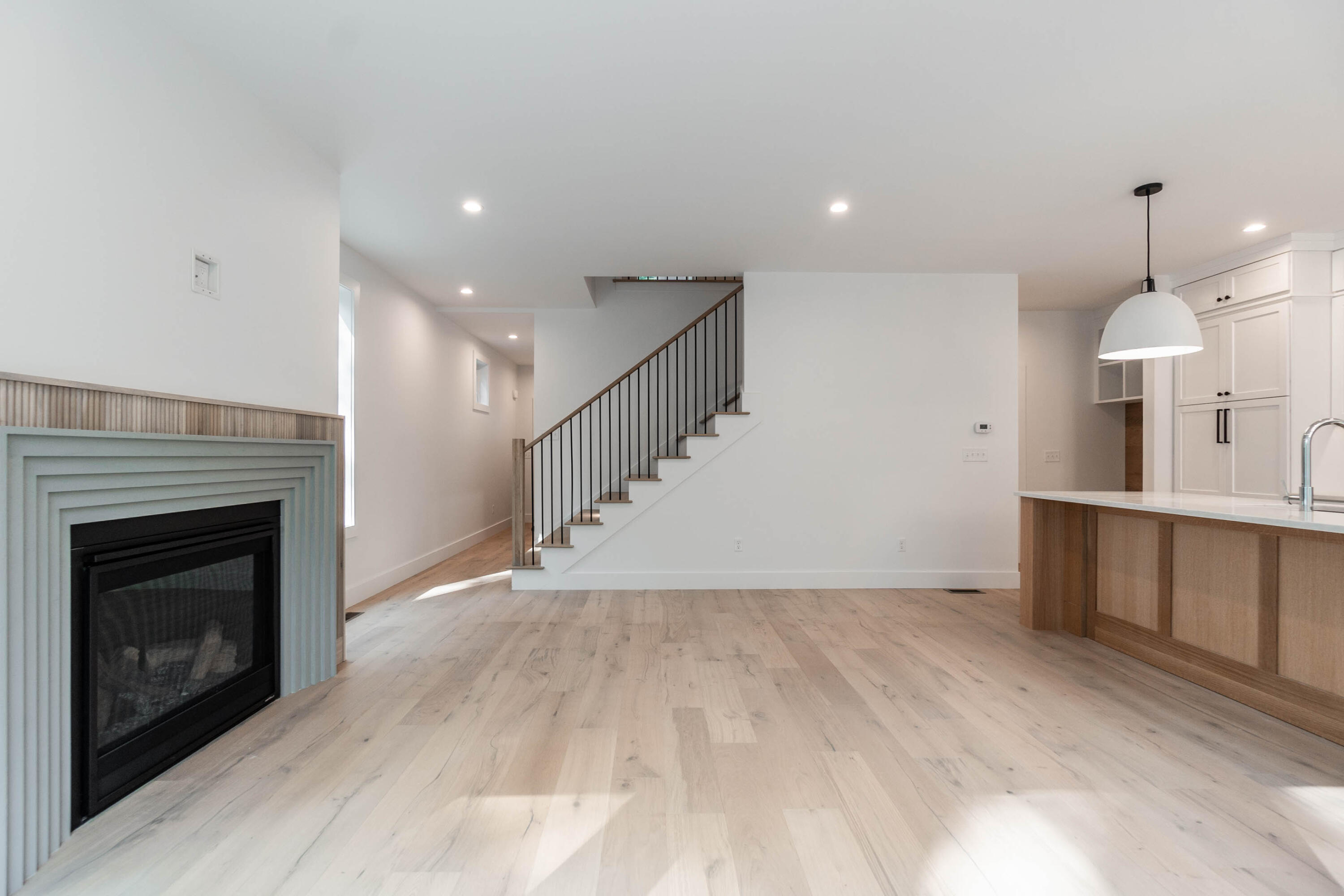 32 Brook Road, Unit 2 Falmouth, ME 04105 - Photo 14 of 29 3-32.Brook.2-70