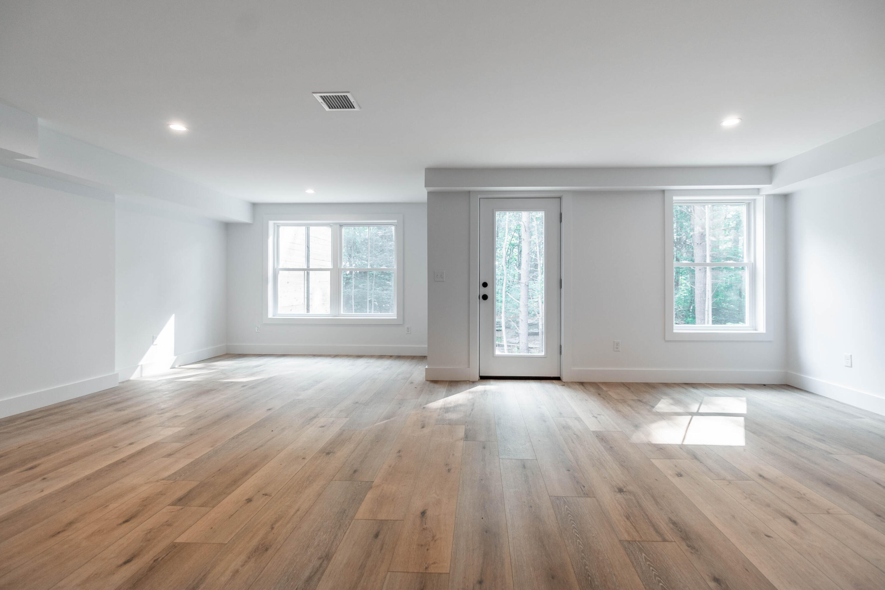 32 Brook Road, Unit 2 Falmouth, ME 04105 - Photo 27 of 29 3-32.Brook.2-79