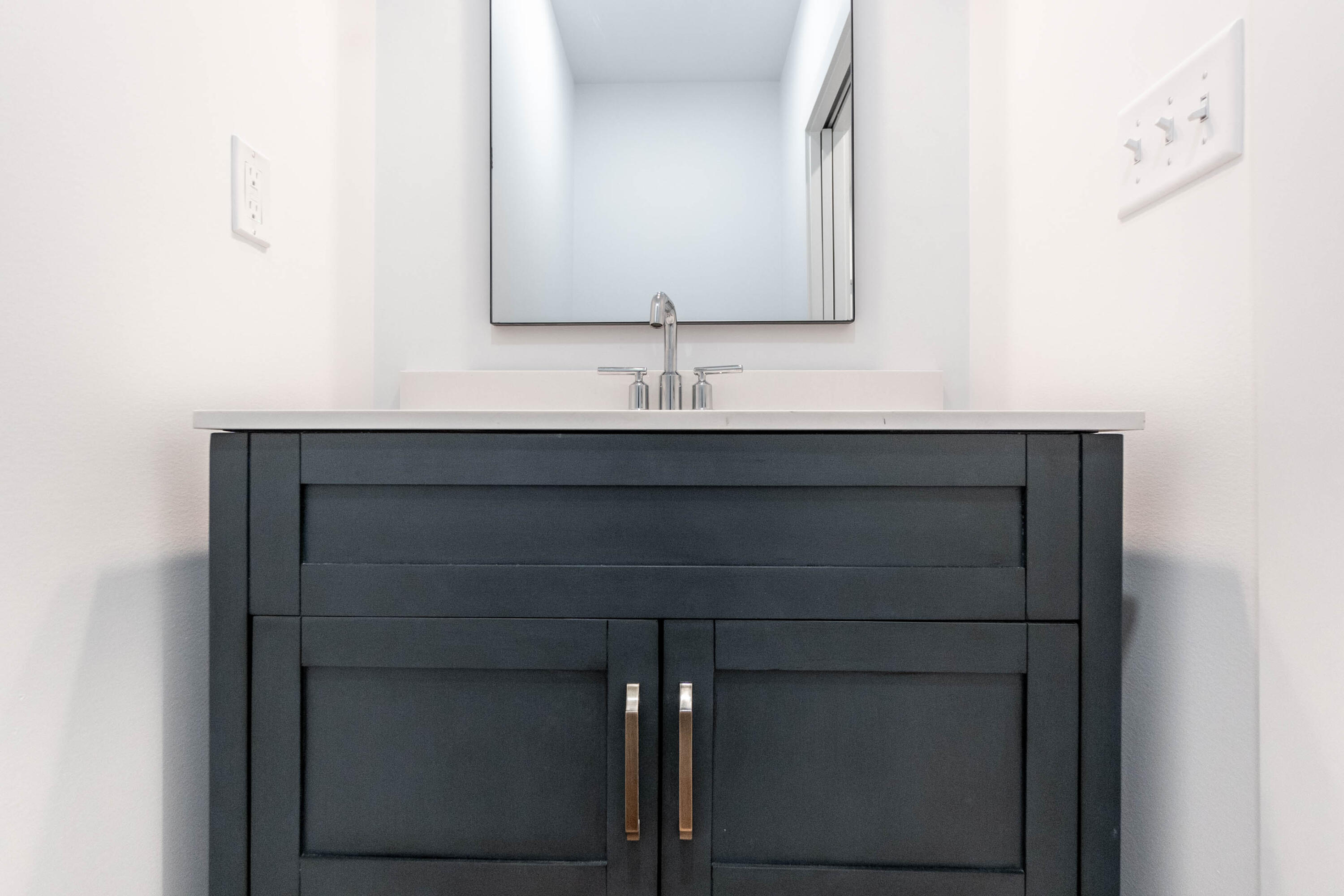 32 Brook Road, Unit 2 Falmouth, ME 04105 - Photo 6 of 29 3-32.Brook.2-38